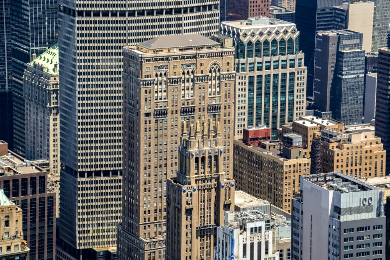 the view from the top of the building in new york city