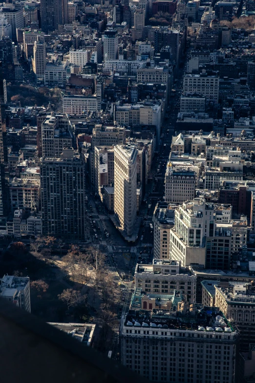 an aerial view of many buildings, including buildings