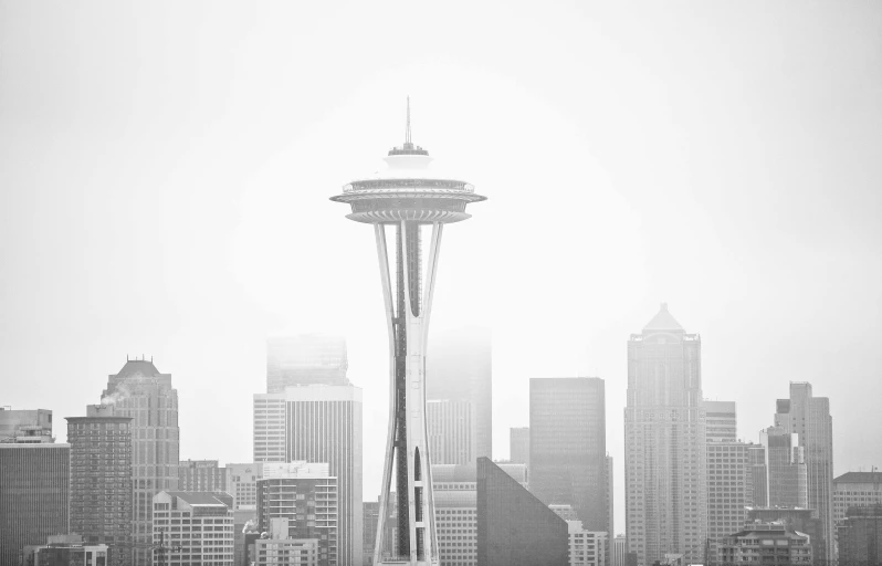 the space needle in seattle on a foggy day