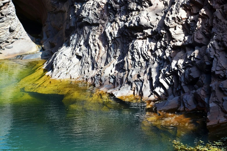 the rock is very low to build up above the water