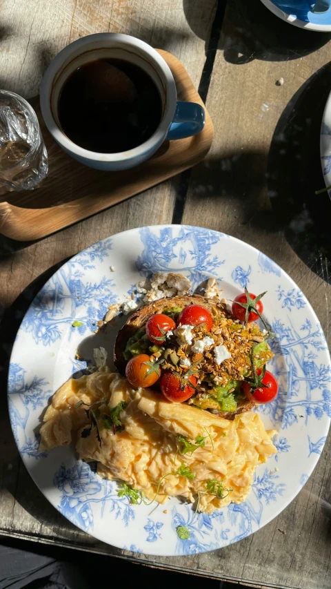 pasta, pasta with tomato and mozzarella on the outside table