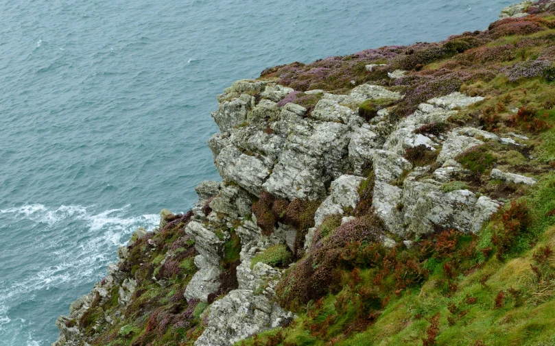 an image of a cliff overlooking the ocean