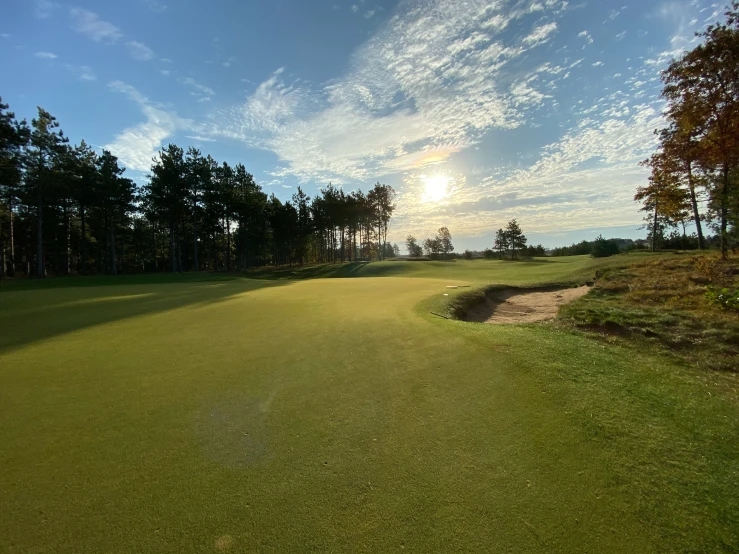 this is a s from the 13th green at dusk