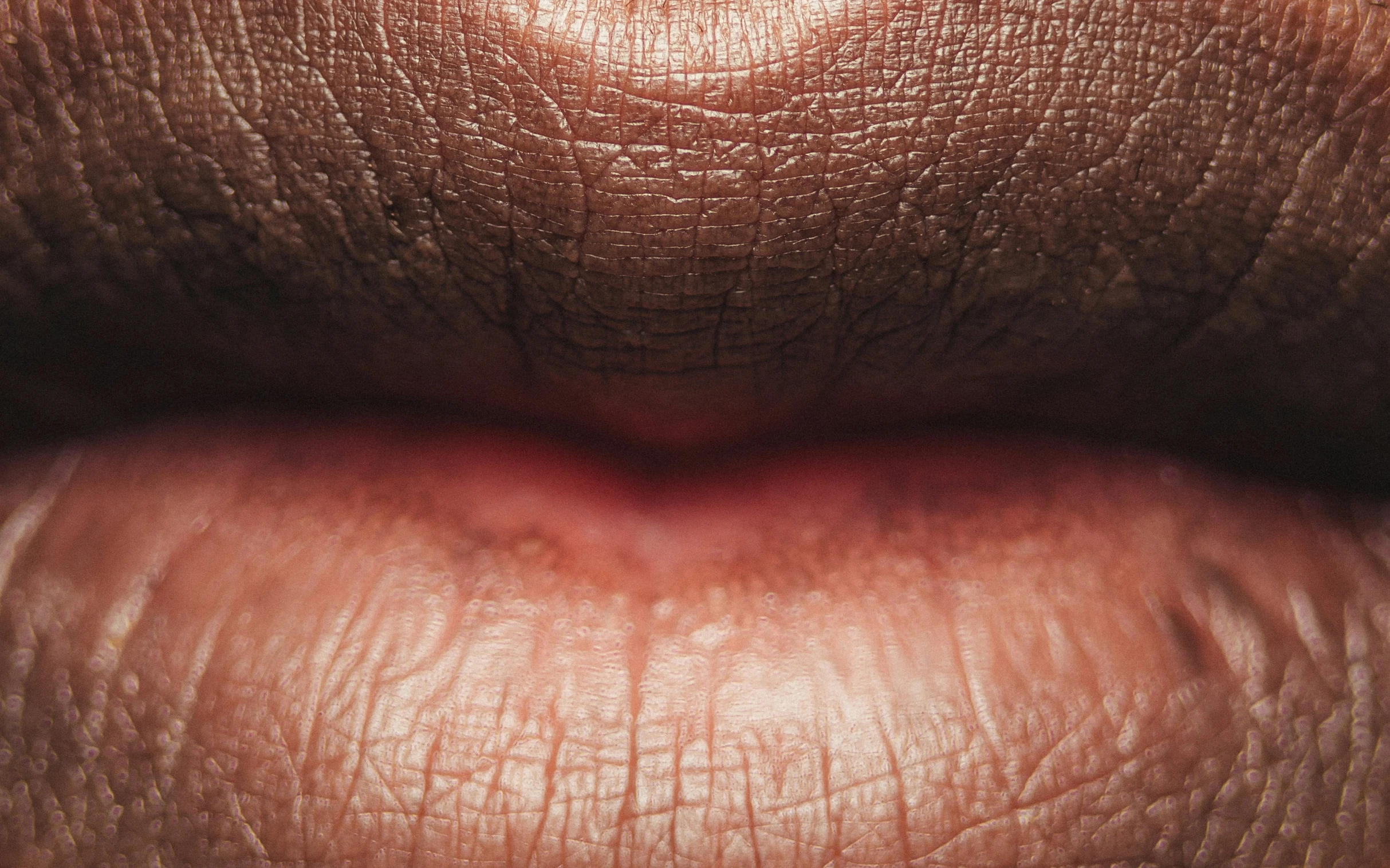 a female lip that has a lot of pigment