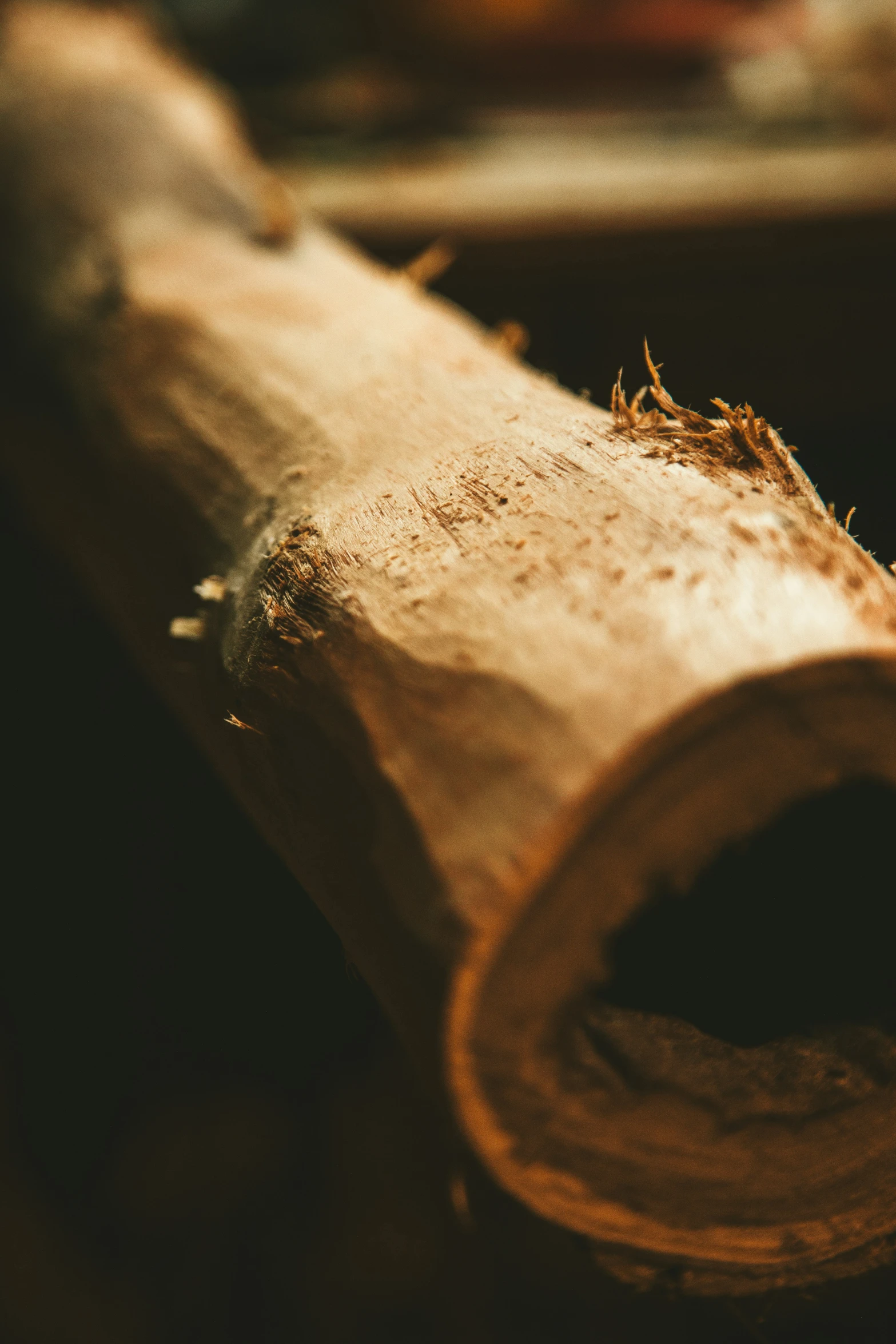 close up of wood and wire on a wooden table