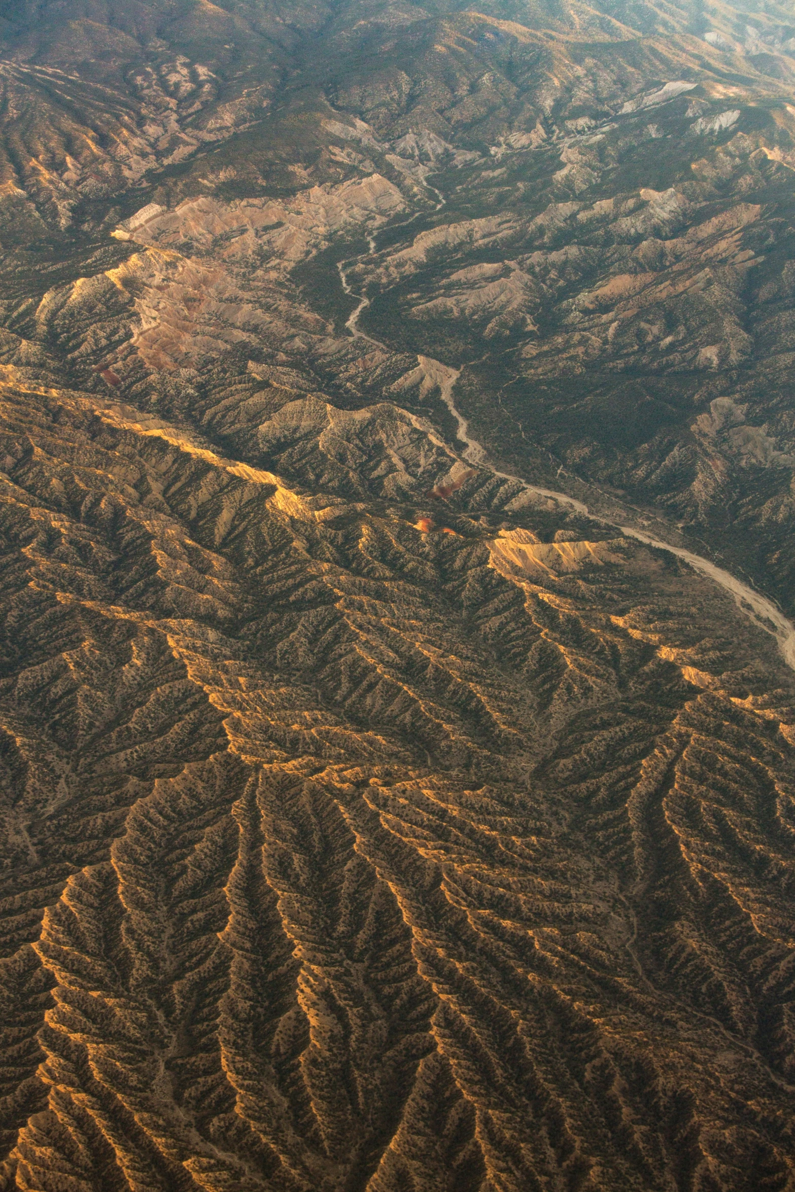 some very pretty mountains with a view of the sky