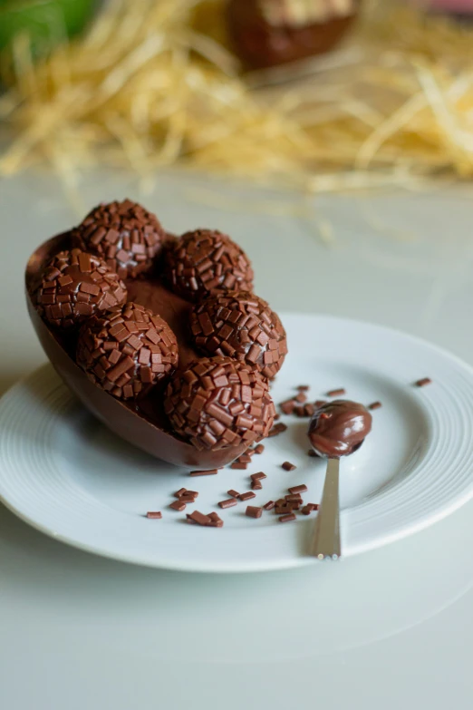 some sort of desert with chocolate filling on it