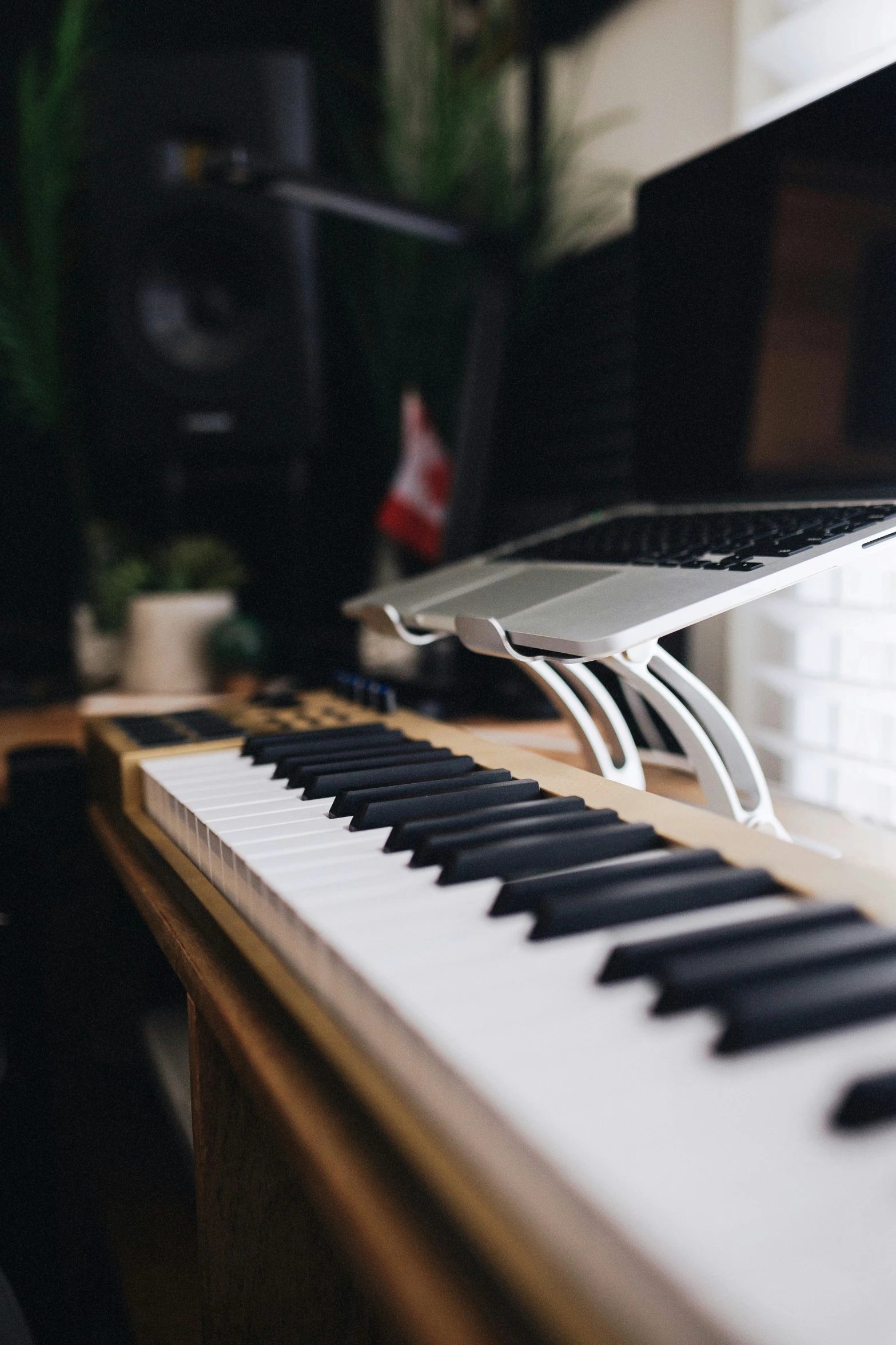 a keyboard and monitor plugged in to the wall