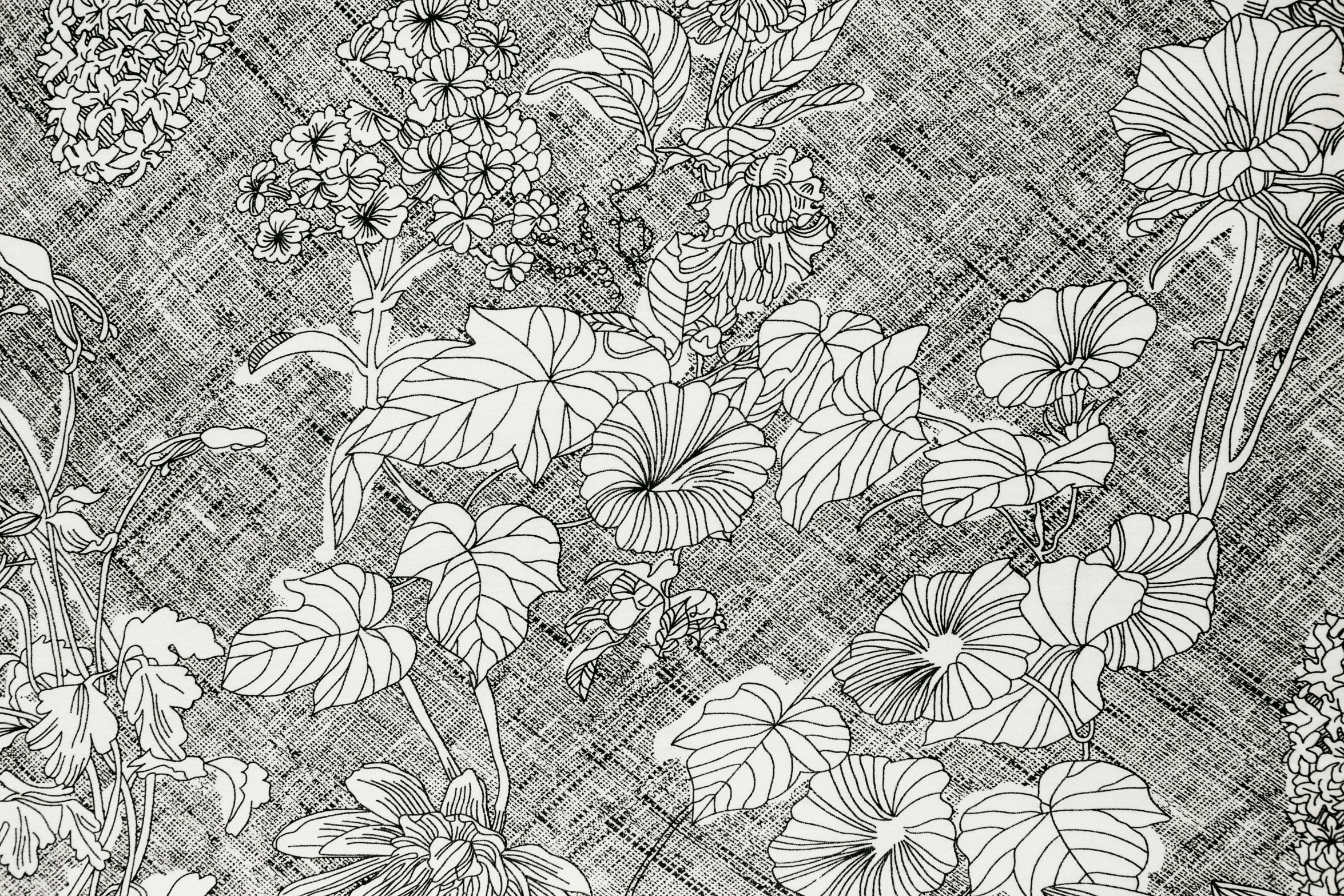 black and white floral pattern with leaves