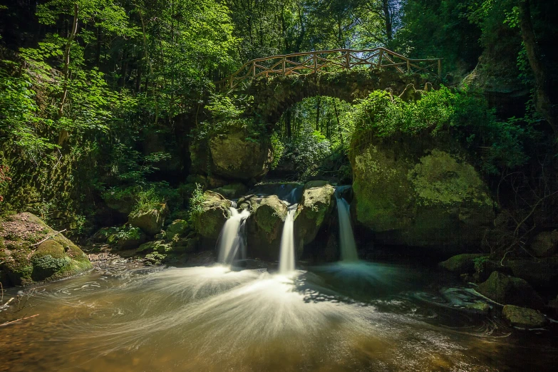 this is a scenic view of a waterfall