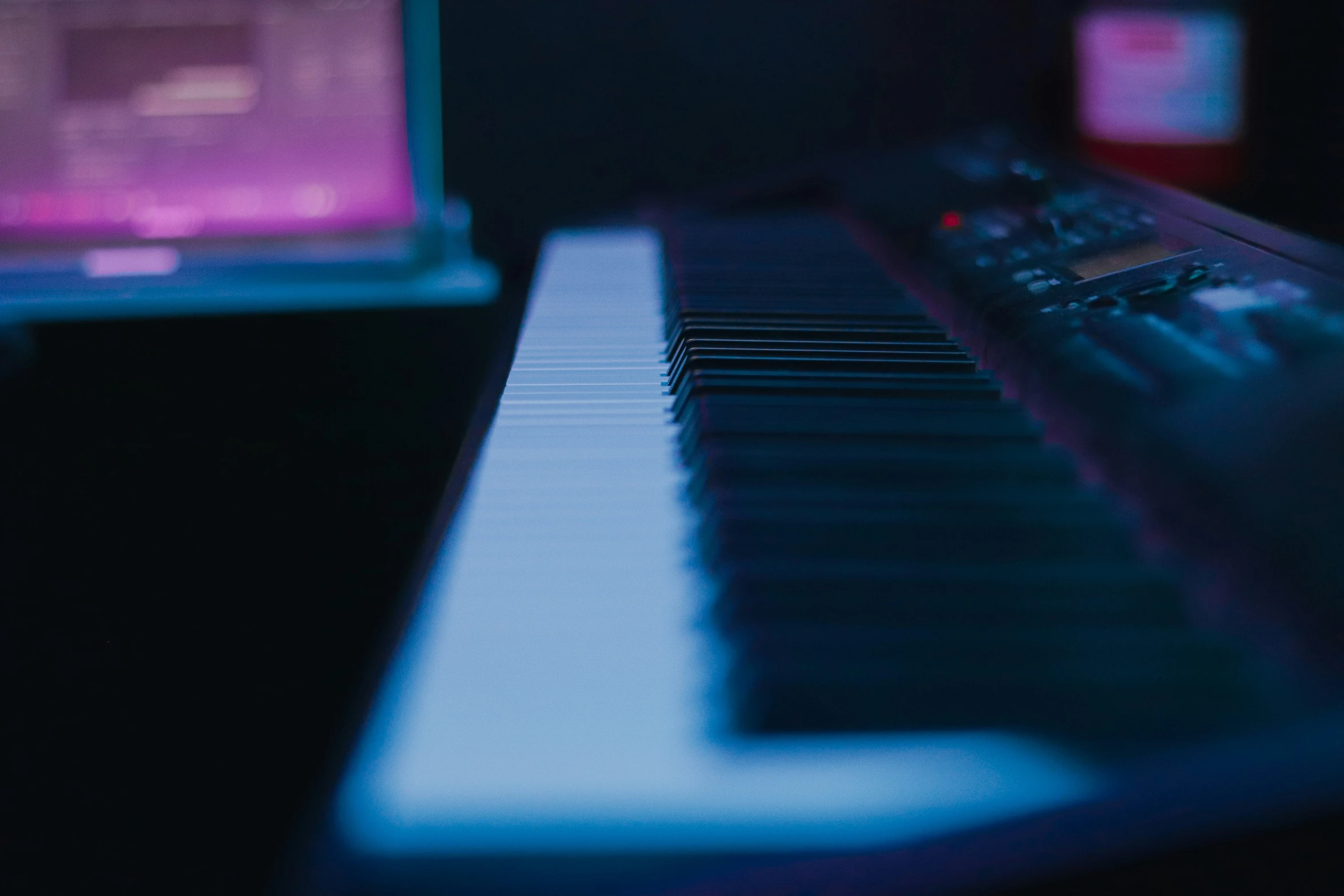 an image of a close up of the keyboard of a musical instrument