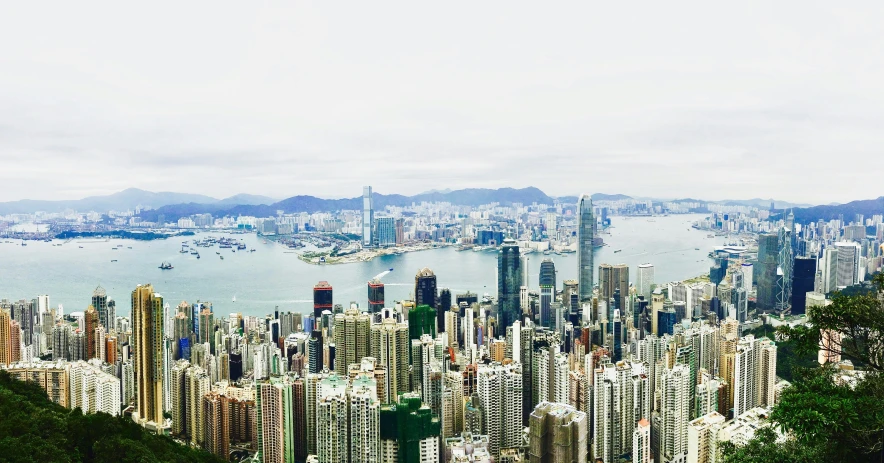 the view of hong kong from the peak of one mountain