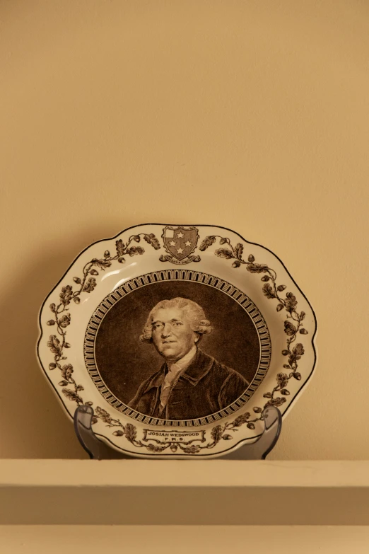 the portrait of president george washington on a plate