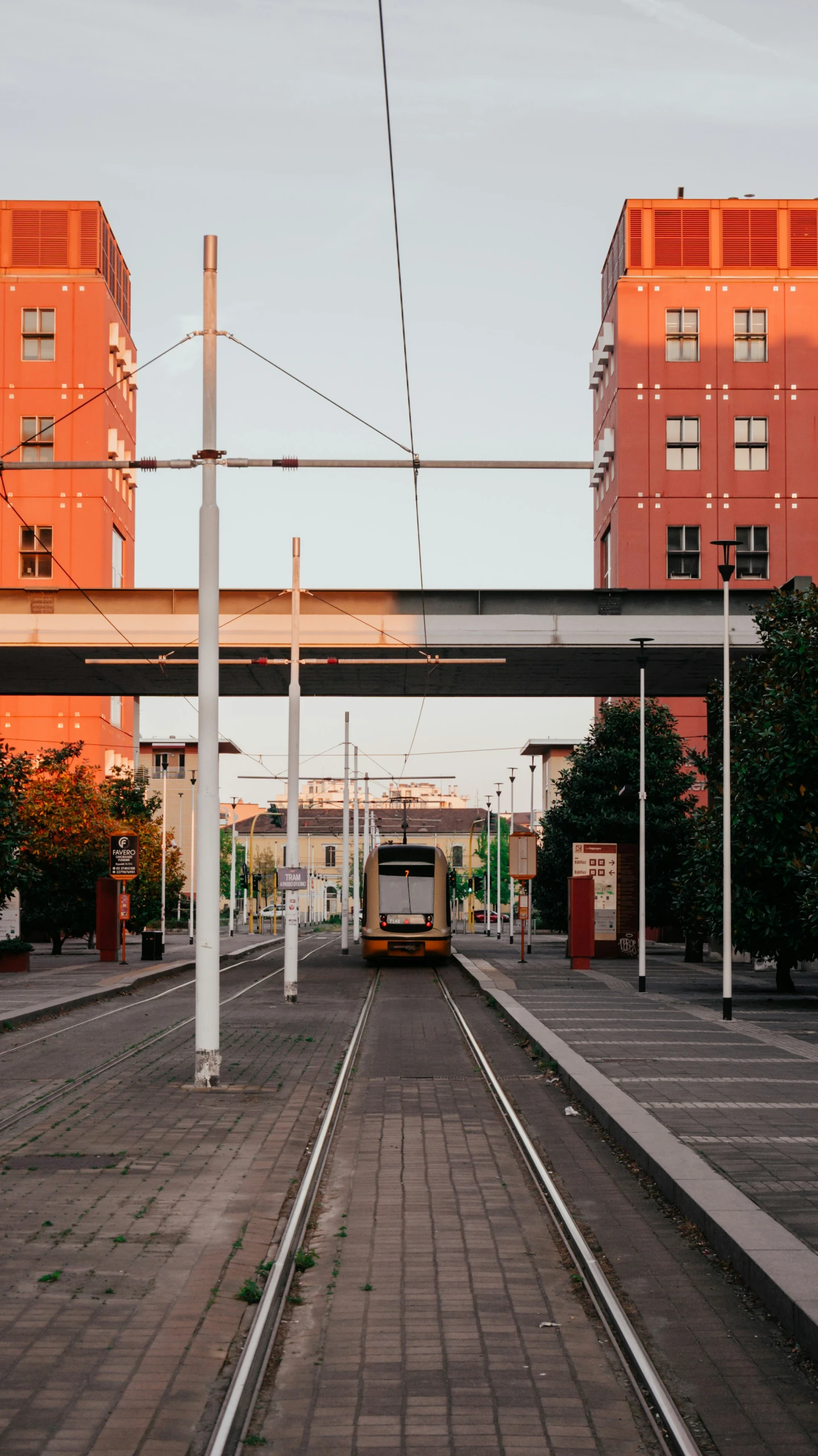 the subway is in between two buildings