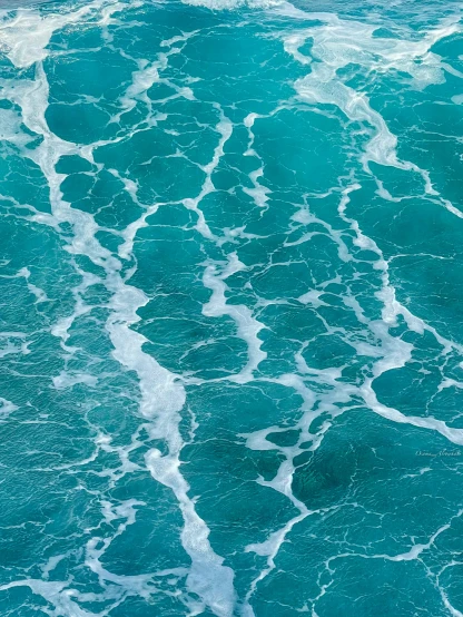 this is an image of the ocean water