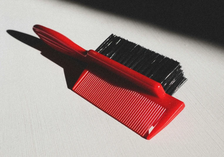 an image of a brush for a professional makeup product