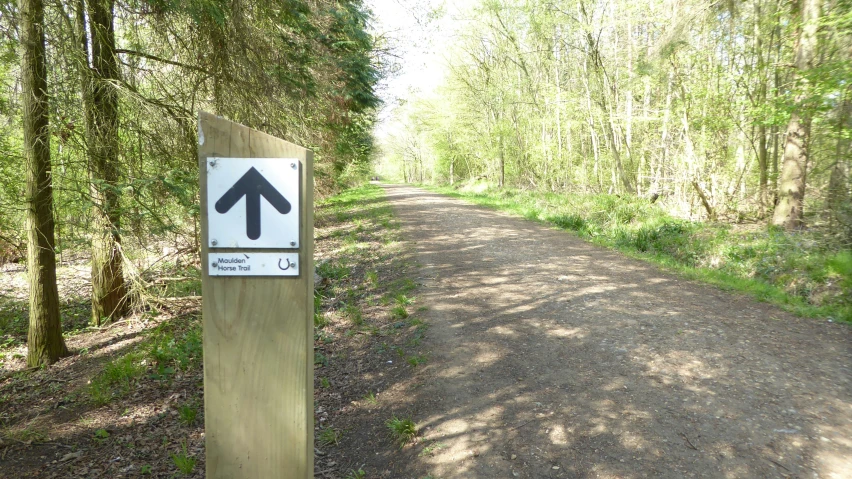 there is a sign for to park the trees