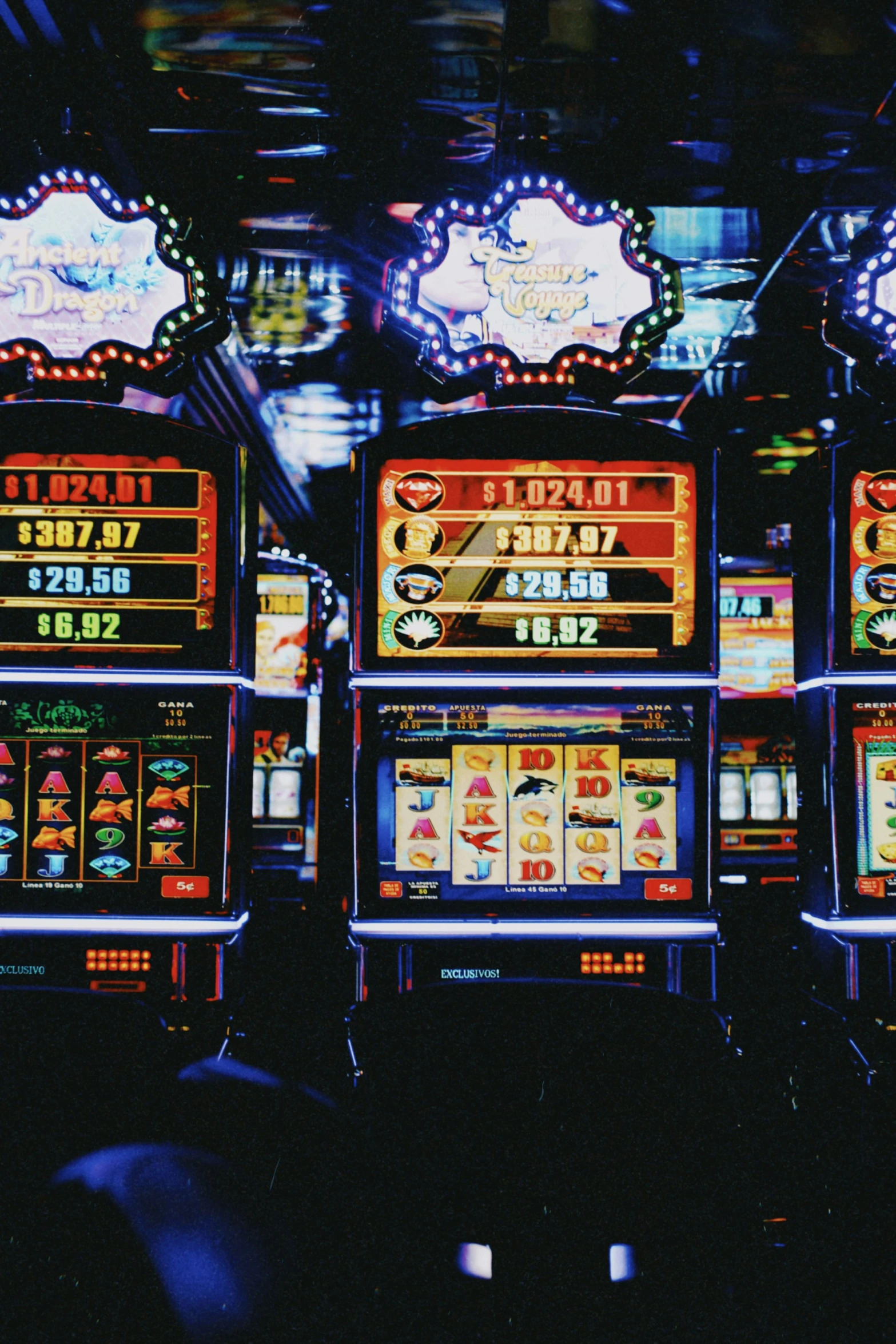 three reel slot machines with multiple games to play