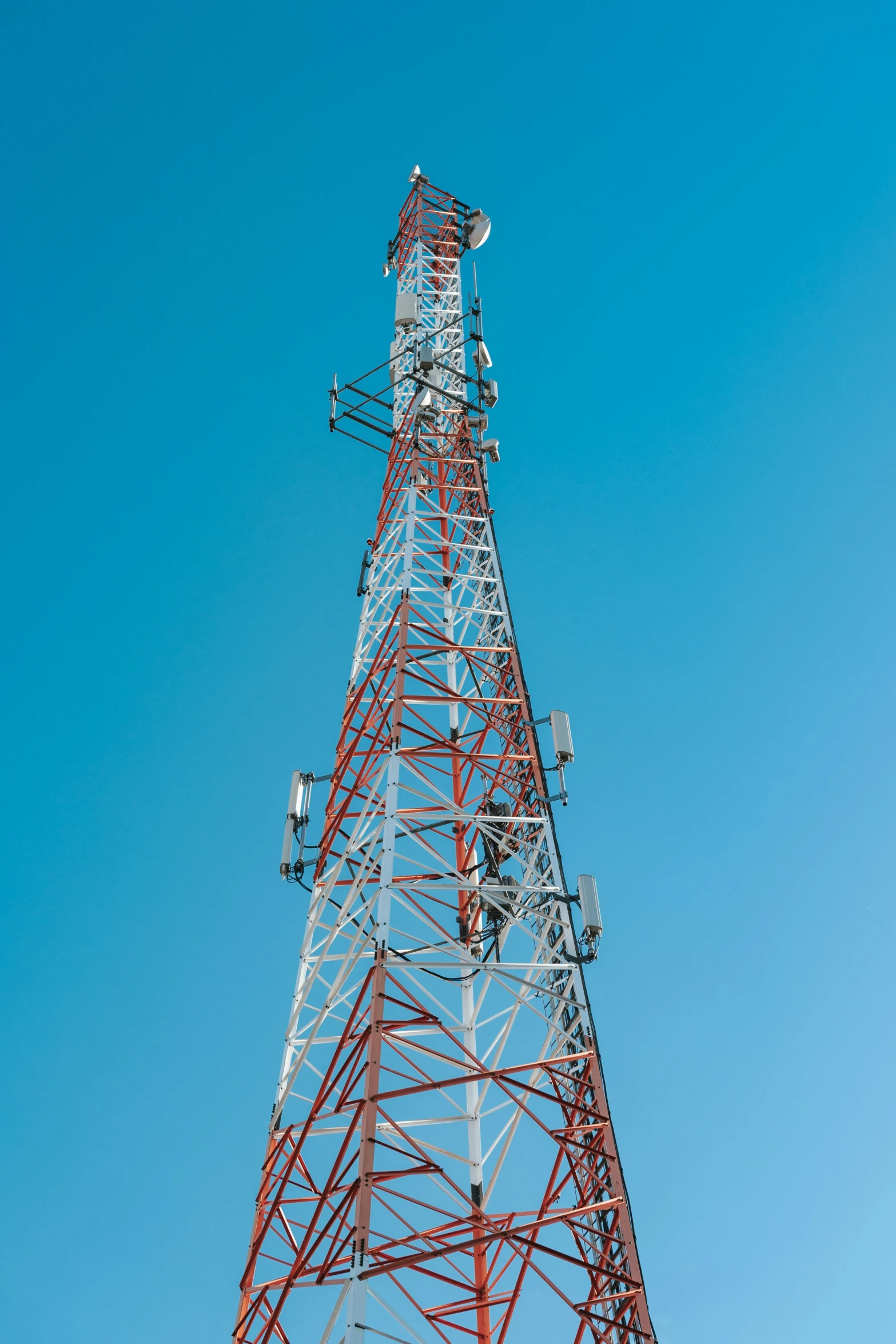 a tower that has several people on top of it