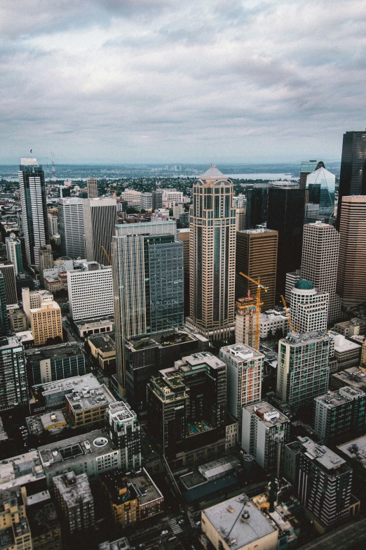 the cityscape is pographed in an aerial view