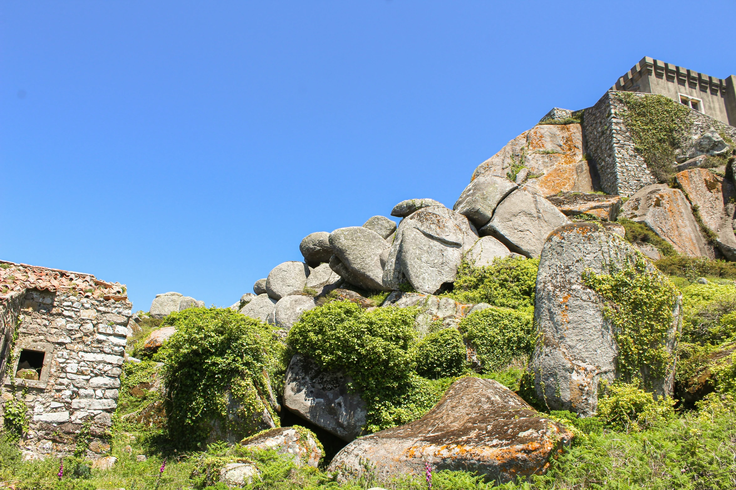 the ruins of this ancient castle can be seen from far away