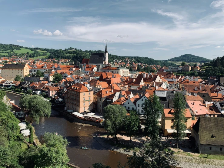 an image of a city view in the countryside