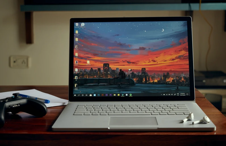 an image of a laptop on top of the desk