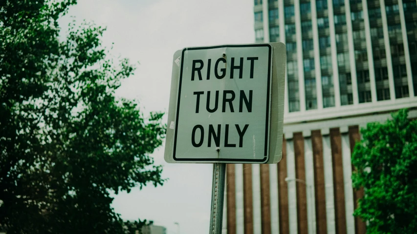 this is an image of a street sign on the side of the road