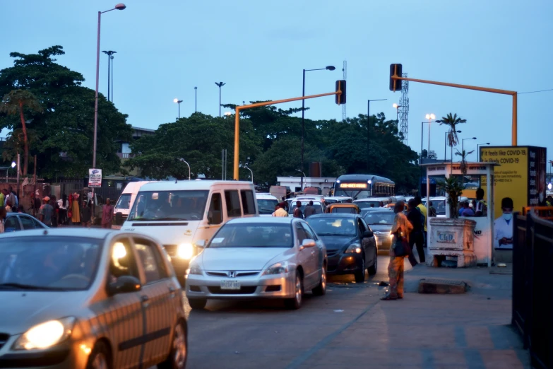 a street scene with lots of traffic going through it