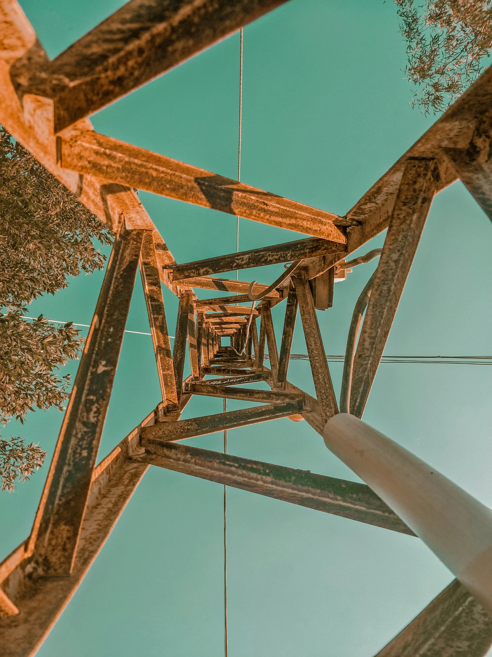 an overhead view of the top part of a wooden structure