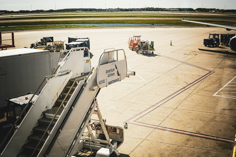 a jetway that is parked on top of a runway