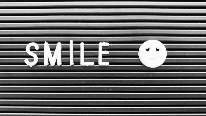 smile and word mean the word smile is made up of two smiley faces
