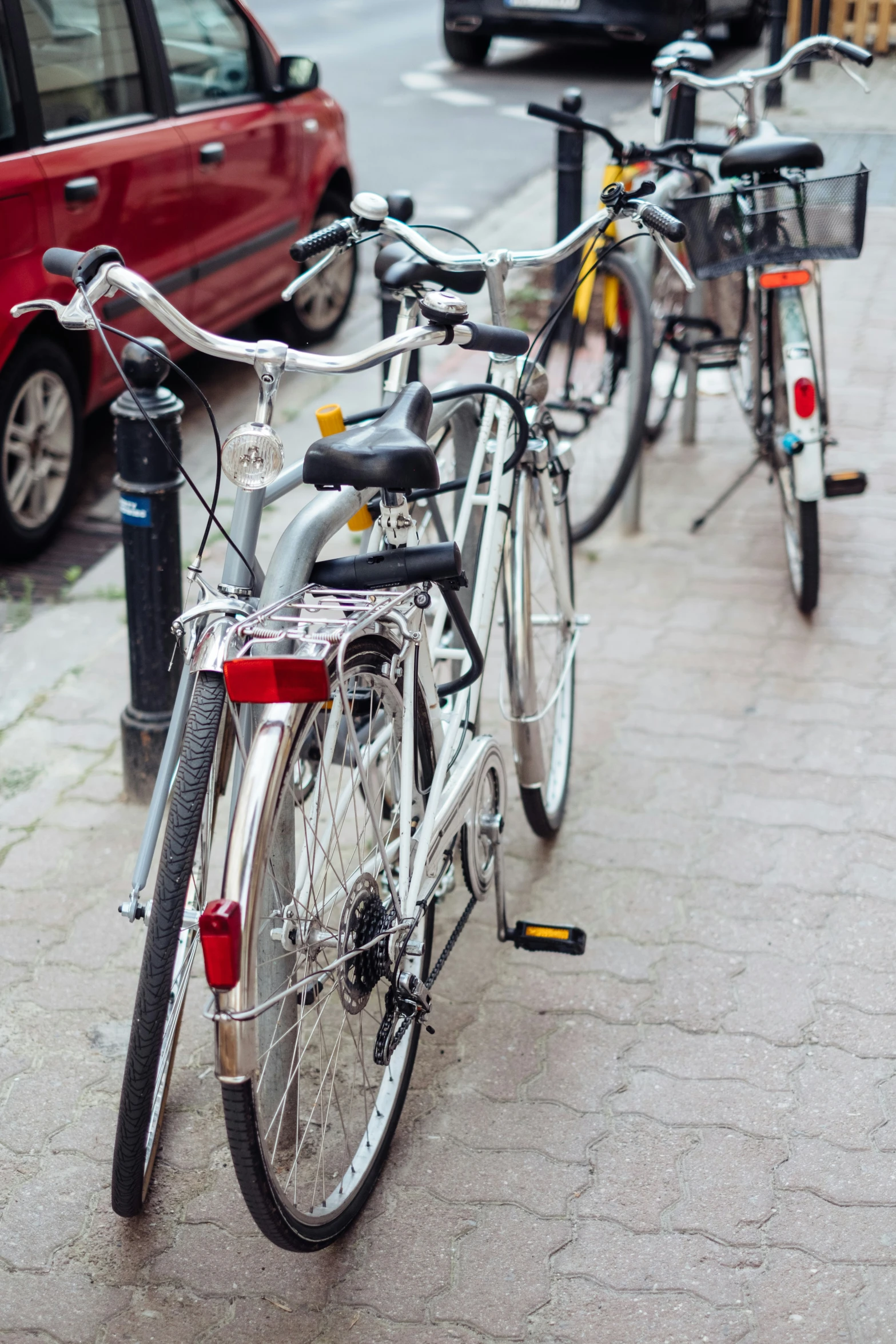 a line of bikes  to a street light