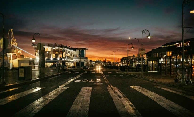 streetlight shines brightly as it shines on the empty road