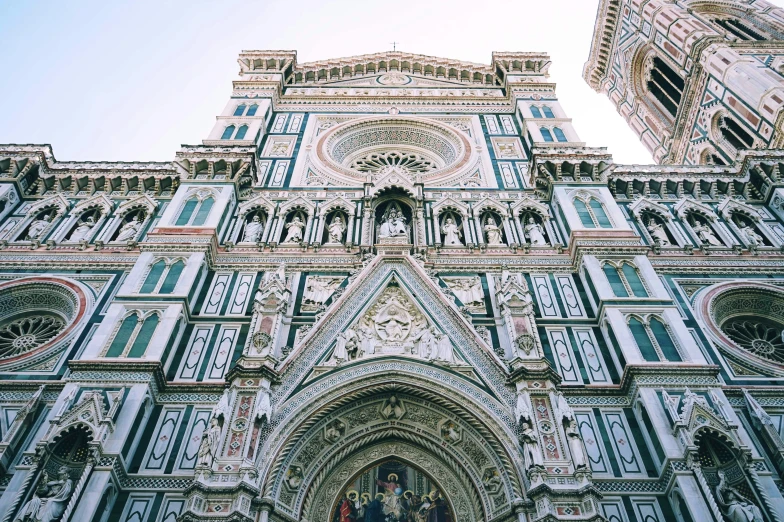 the facade of a large cathedral is shown