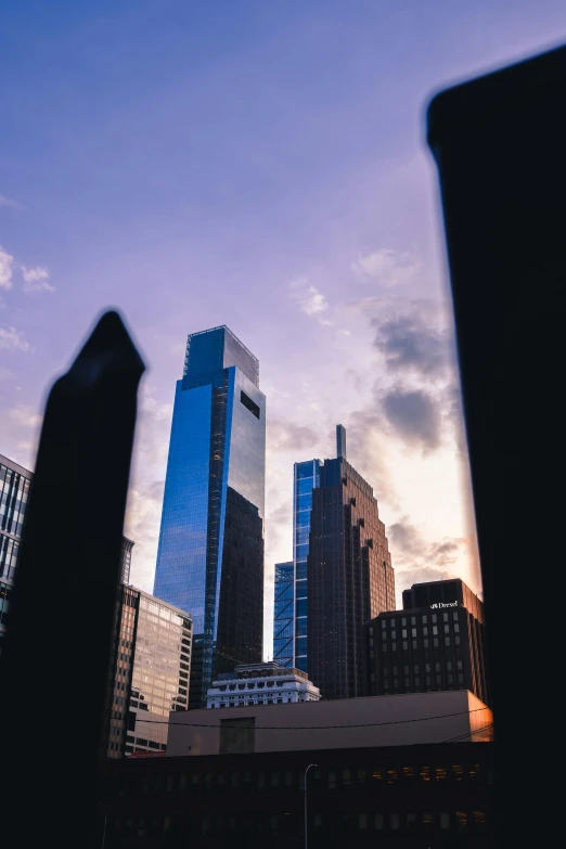 there are many buildings that can be seen from the outside