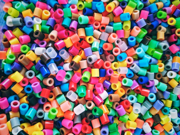 the colors of beads are brightly colored