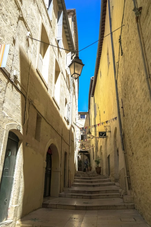 the alley way to a street is very narrow