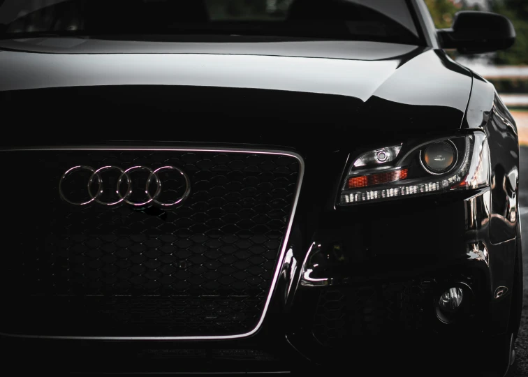 the front of an audi car