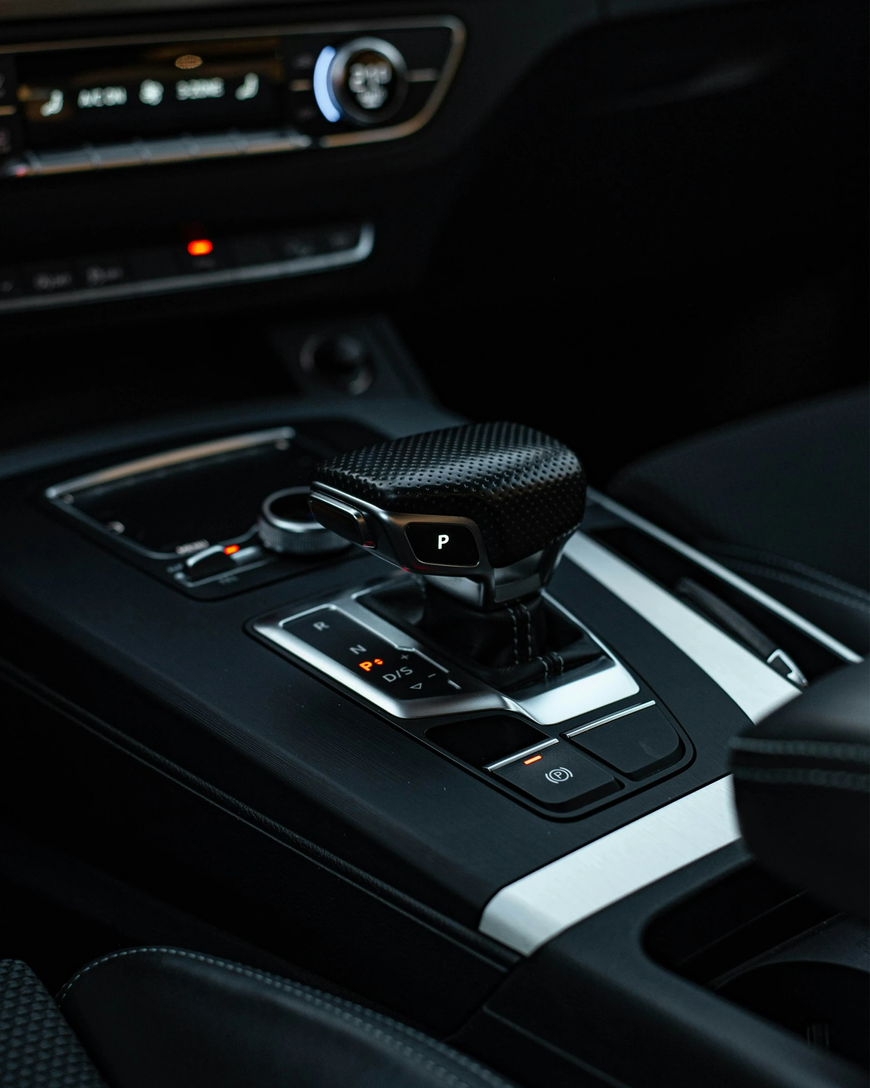 an automatic gear  in a modern car