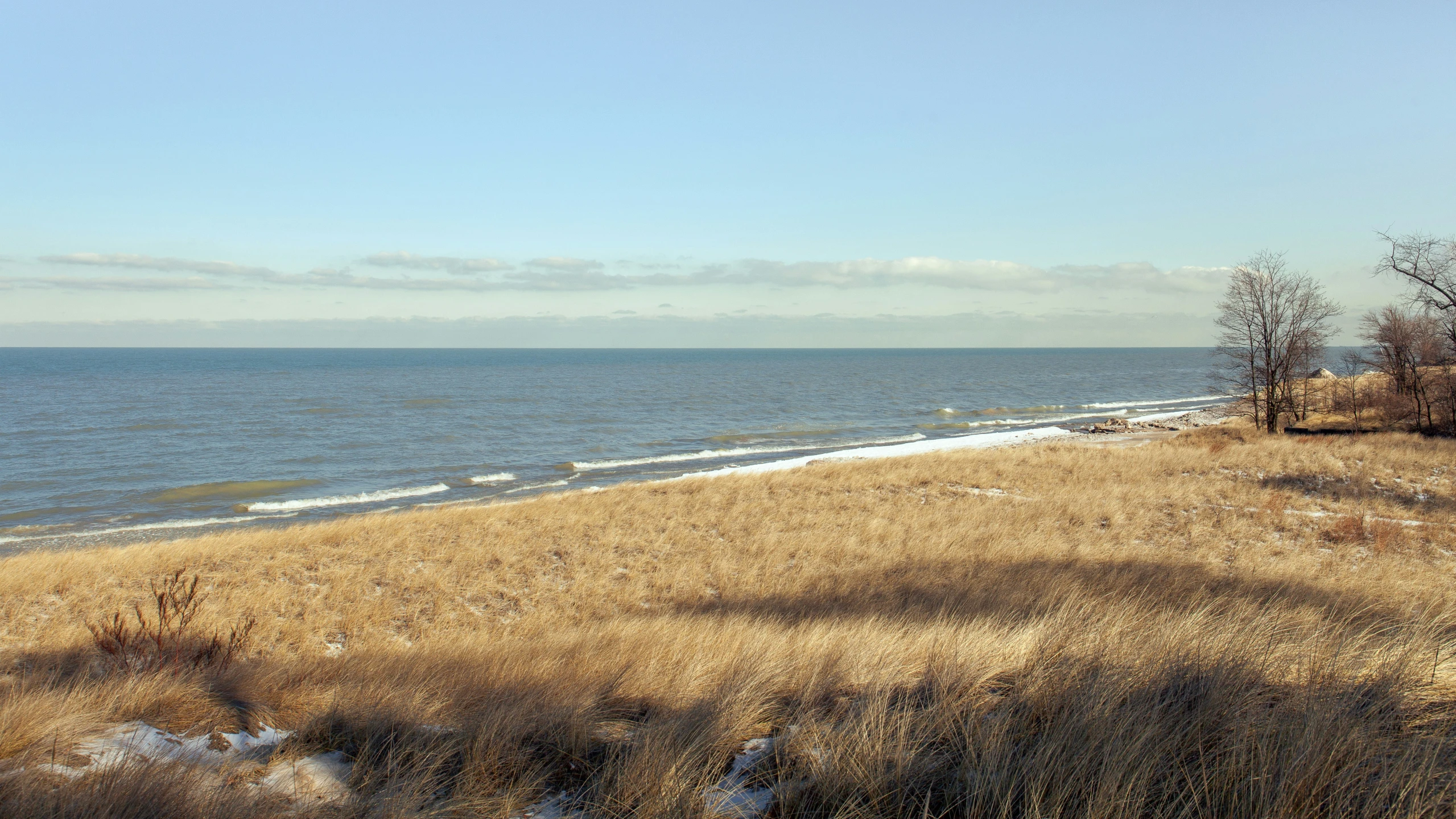 the beach is very clear and blue on a winter day