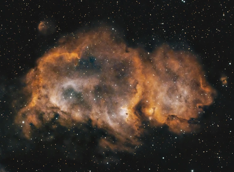 this is a star forming cloud in the middle of the night