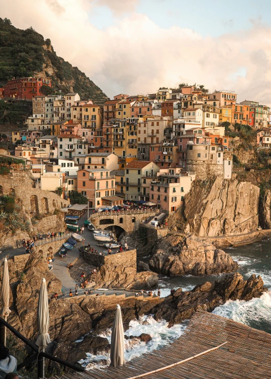 there is a mountain town located on top of the rocks