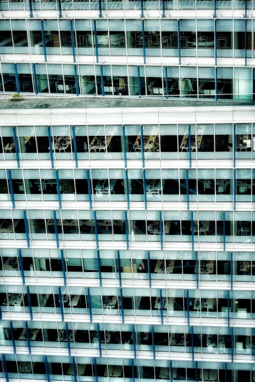 the view from above shows some buildings next to each other