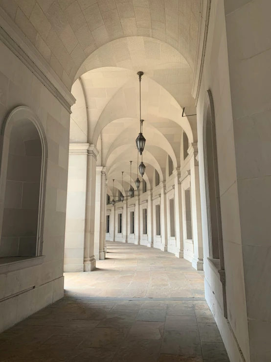 an arched passageway between two buildings