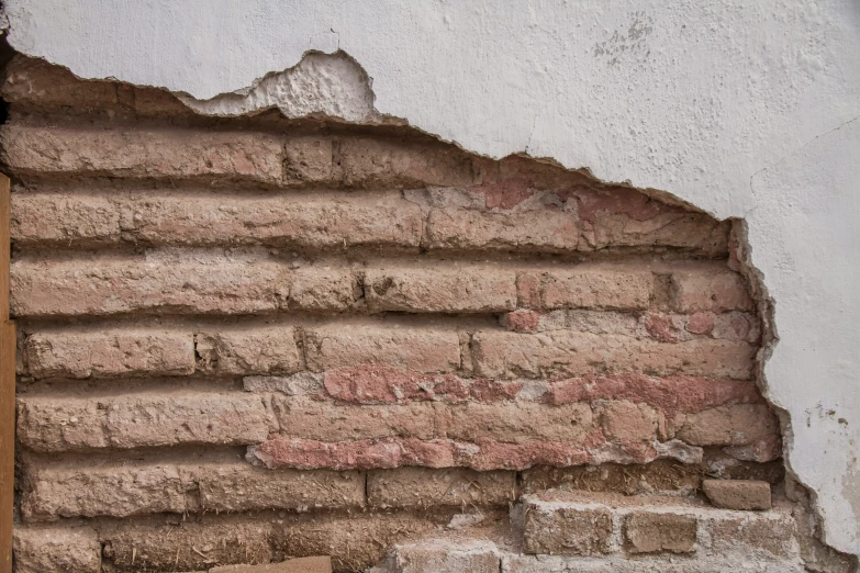 an up close picture of brick in an outdoor area