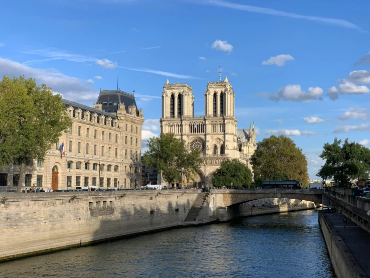 a river that runs through a european city