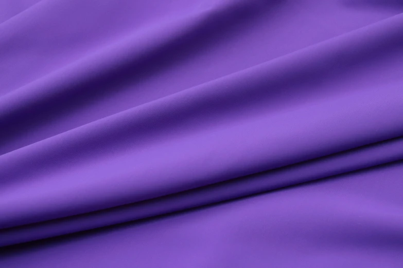 bright purple, vint silk, that looks very soft and shiny