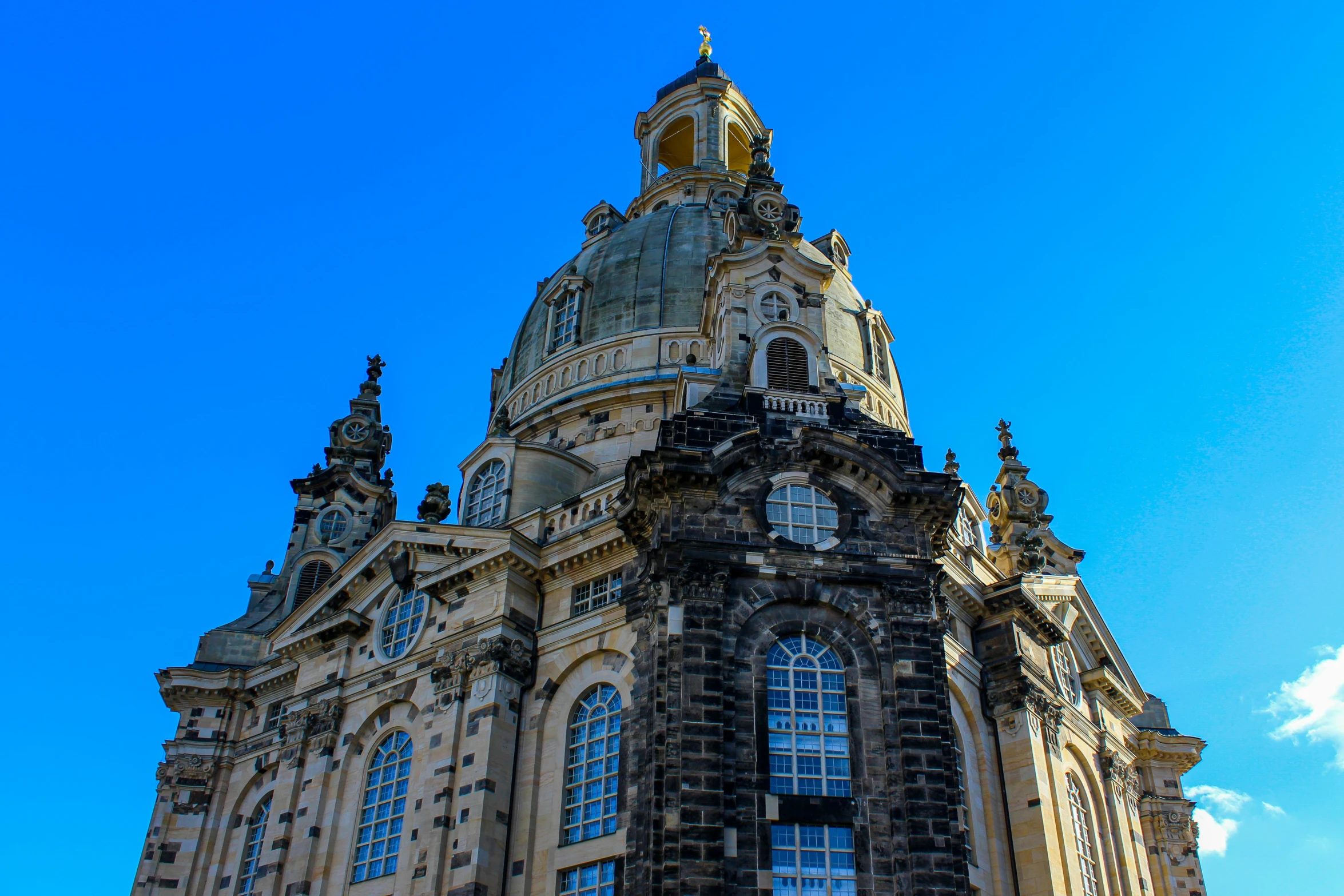 a big building with many windows is seen in the po