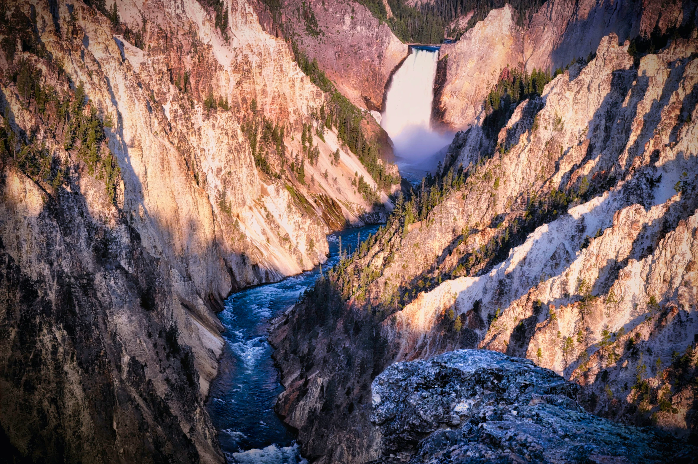 aerial view of the grand canyon in yellowstone national park